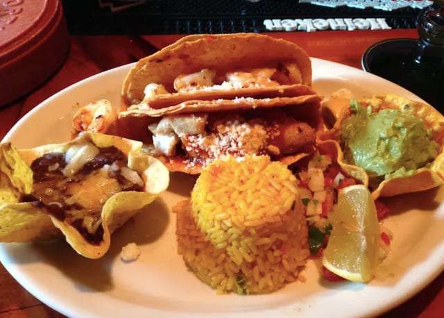 Duo Tacos Duros.